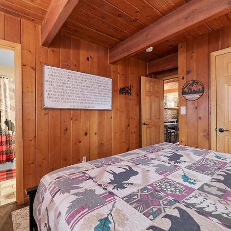 Shady Pine Cottage - This Adorable Cabin Is The Perfect Getaway For Your Next Stop In The Mountains! Big Bear City Extérieur photo